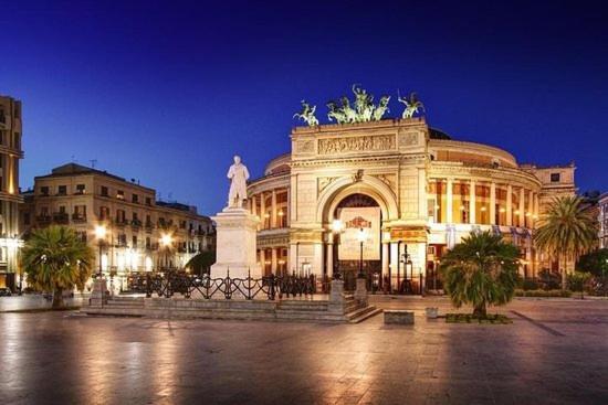 Shanti Holiday House Palermo Exterior foto